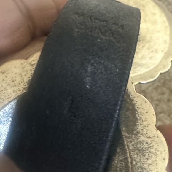 Lauren Ralph Lauren Black Leather Metal Conchos Accent Statement Belt L - Picture 9 of 10